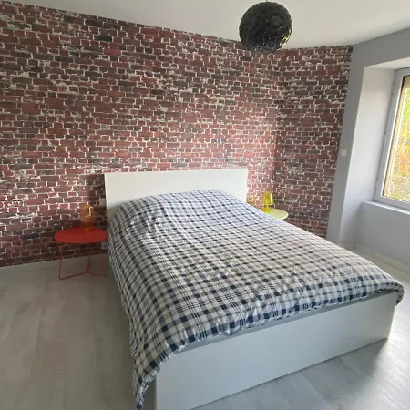 Hotell Propriete En Bord De Sevre 4*