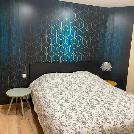 Hotell Propriete En Bord De Sevre Niort